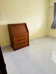 Blk 942 Tampines Avenue 5 (Tampines), HDB Executive #483380961
